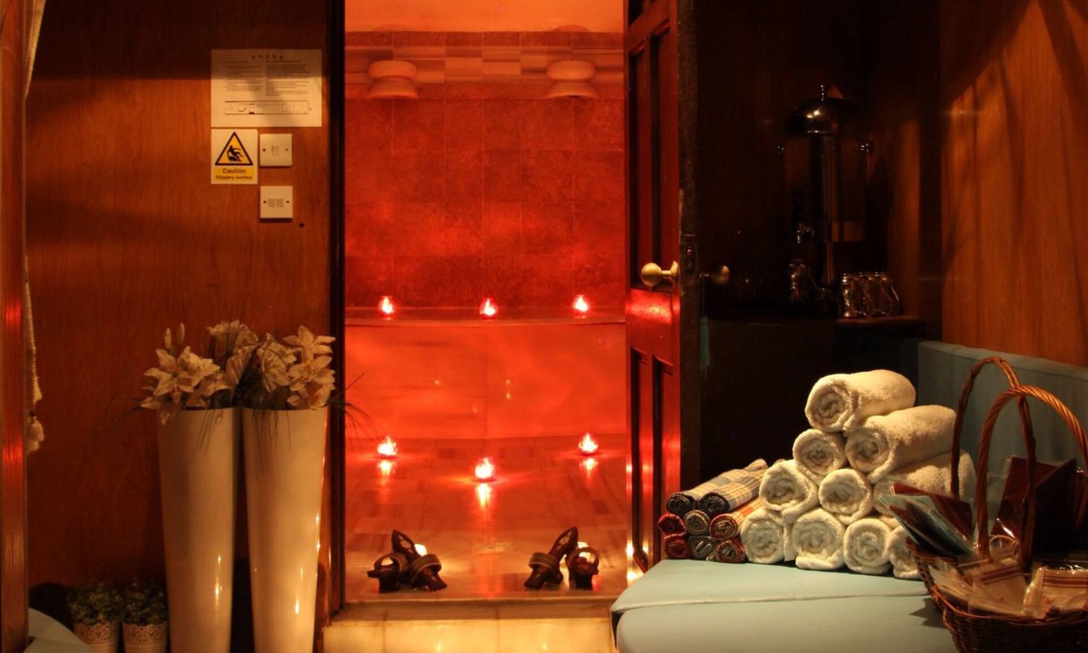 Faraday Hotel | Pasha