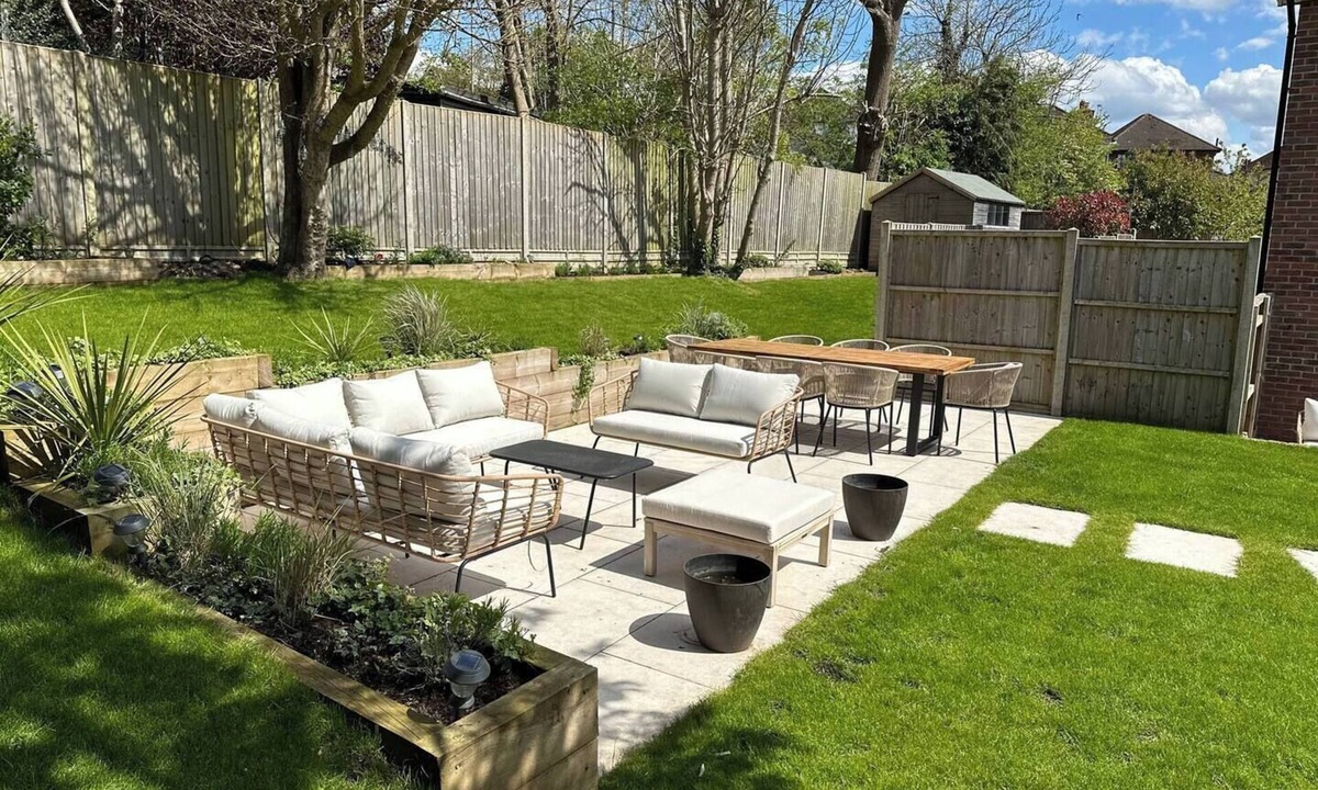 Chesham House | Pass the Keys | Bright, Modern - Lovely Garden