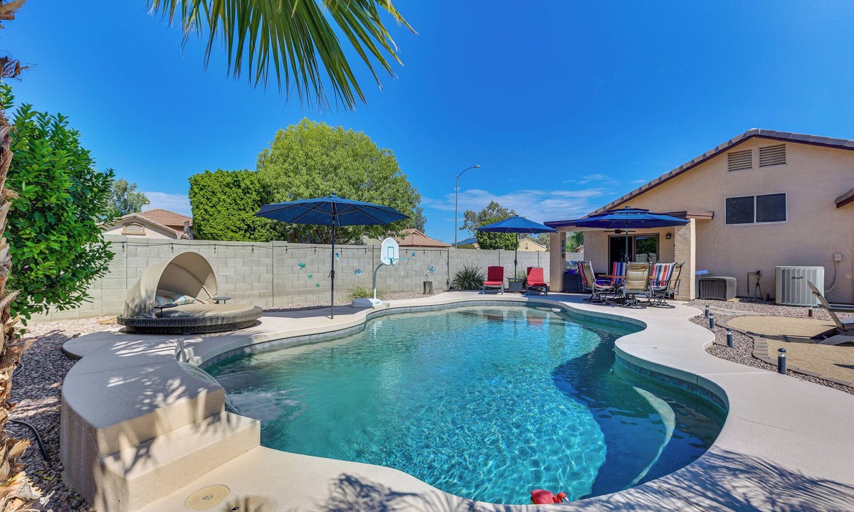 Fletcher Heights House | Patio + Fire Pit: Peoria Getaway Near Golfing!