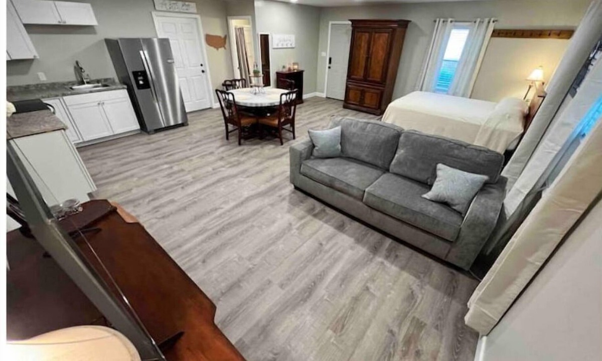 Roebuck Apartment | Patriot Point A