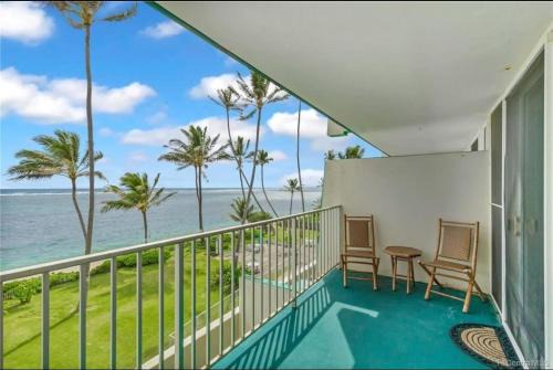 Punaluu House | Pats at Punalu'u - Beachfront Condos