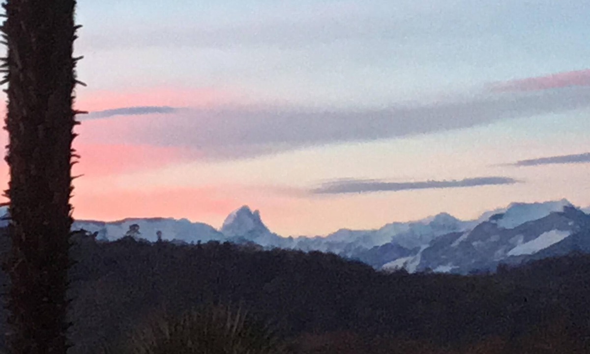 Centre Ville Apartment | Pau facing the Pyrenees