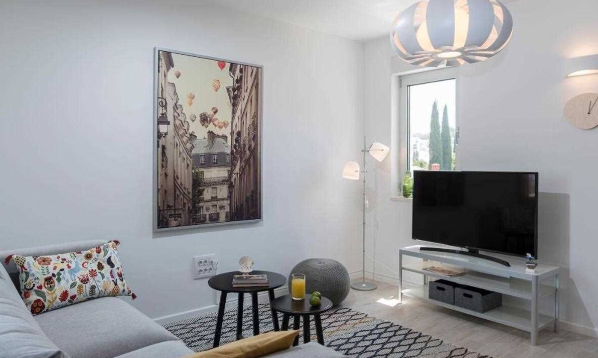 Babin Kuk Apartment | Paulina 2BR apartment with balcony and sea viiew