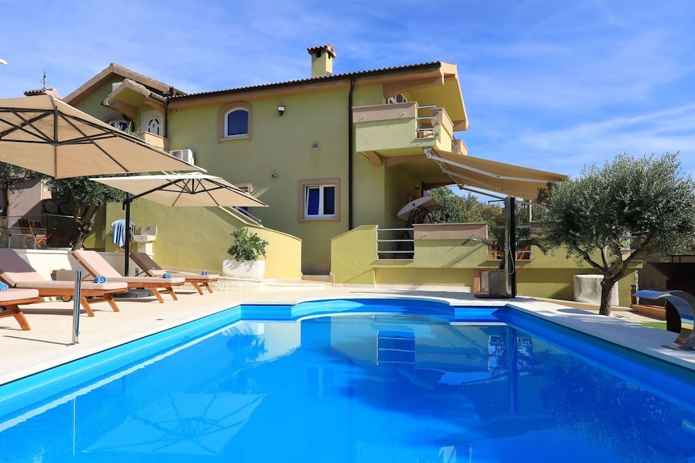 Sibuljina Villa | Paulina Villa with sea view, balcony and terrace - Villa Paulina