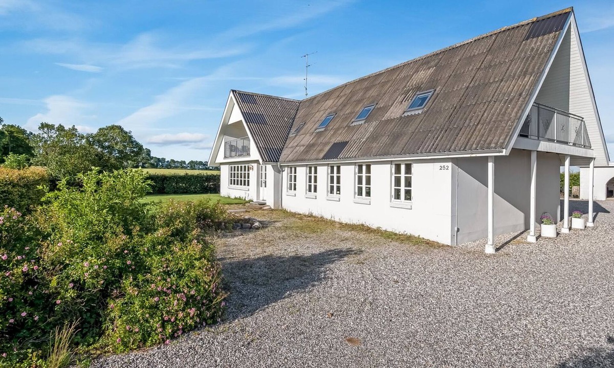 Ørsted House | "Pauna" - 2.5km from the sea by Interhome