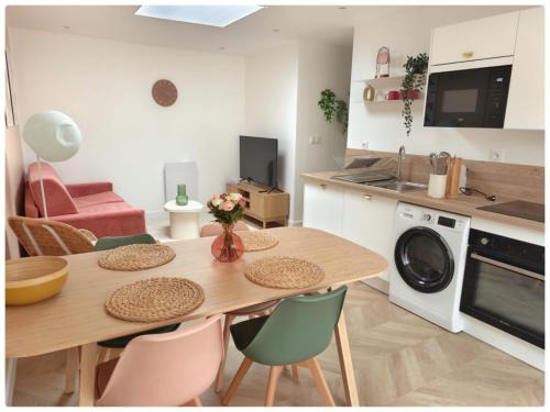 Ennevelin Apartment | Pause Nature Terracotta