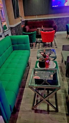 Cray Valley East Hotel | PAVILION ORPINGTON Hotel & Lounge Bar