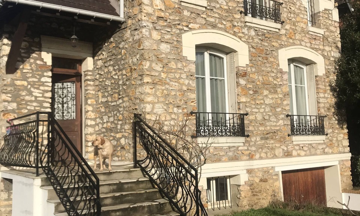 Soisy-sous-Montmorency House | Pavillon en Meulière, Avec Joli Jardin Arboré, Barbecue, Animaux Acceptés