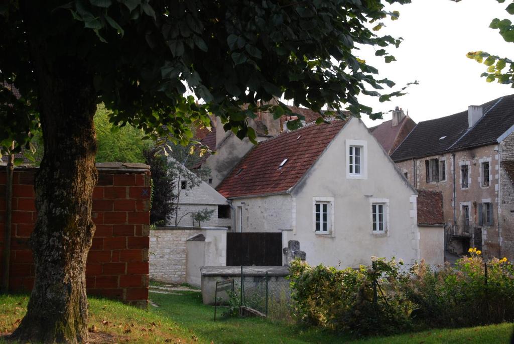 Irancy House | Pavillon Saint-Vincent
