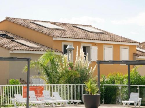 Latour-Bas-Elne Apartment | Pavillon T3 avec Piscine, Spa et Salle de Sport près de la Plage - 6 Couchages - FR-1-732-38
