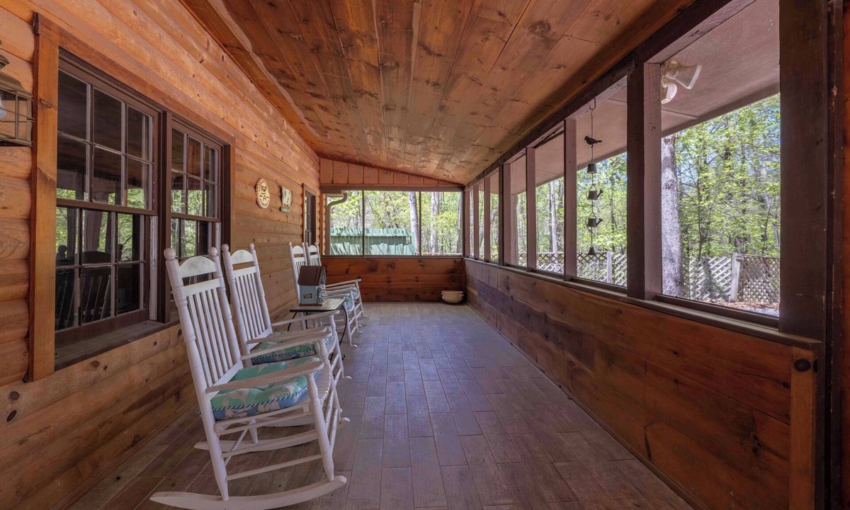 Clarkesville Cottage | Pawsibilities - Pet Friendly with Game Room and Hot Tub!