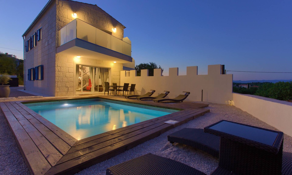 Vrh Villa | Pax House 1