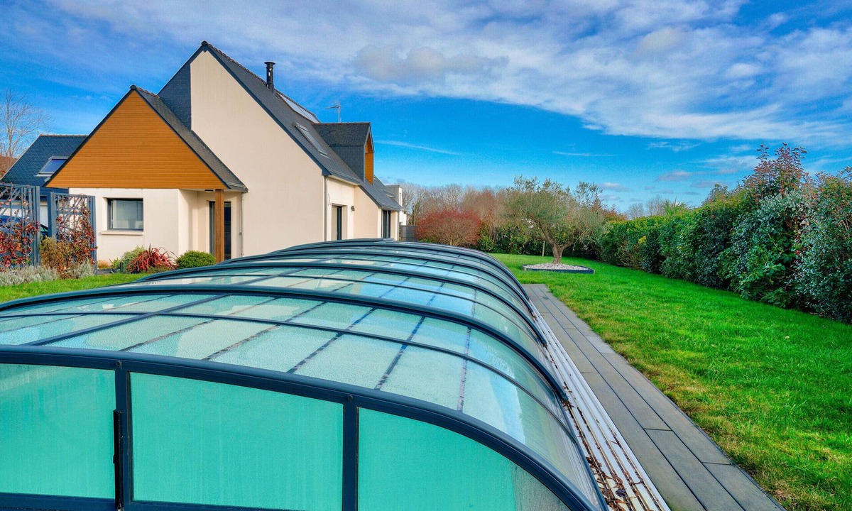 Ploneour-Lanvern House | Pays Bigouden, maison pour 8 with a pool