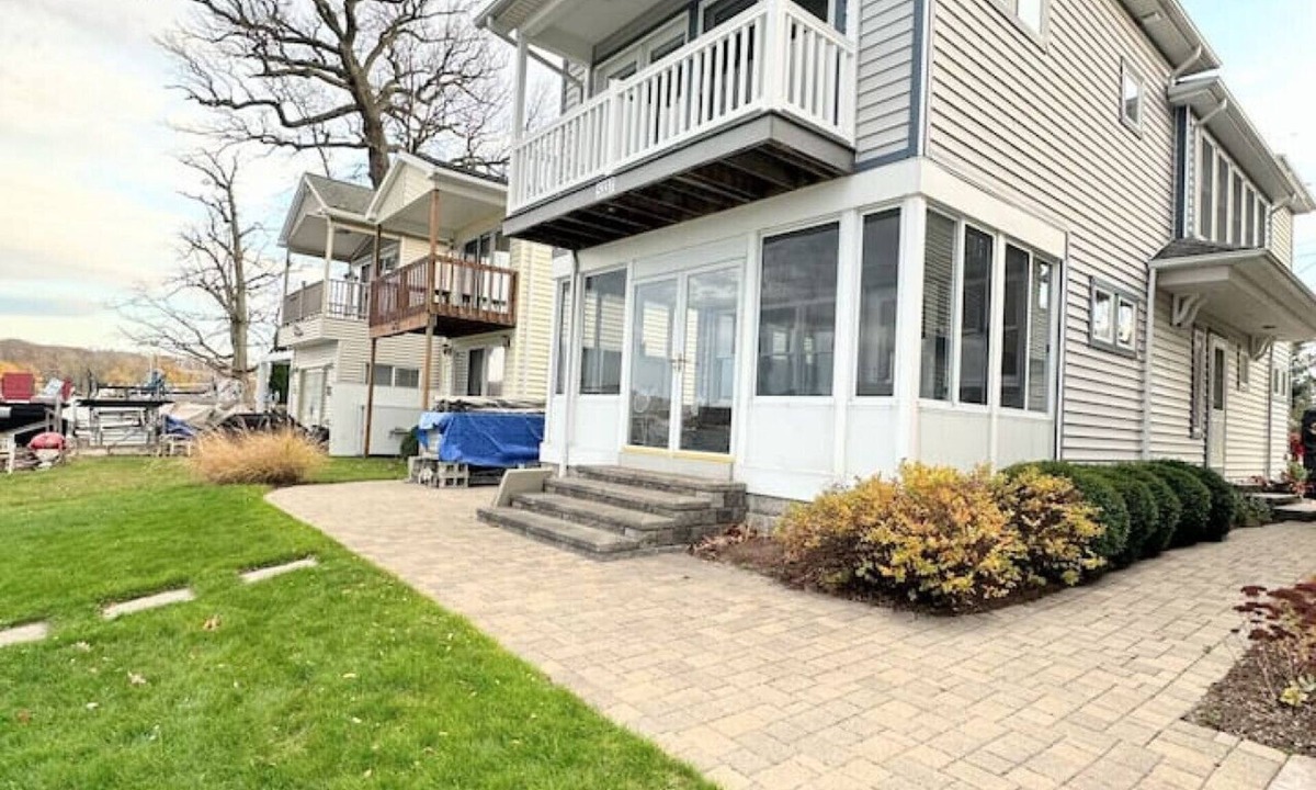 Geneseo House | Peace and Enjoyment Conesus Lake