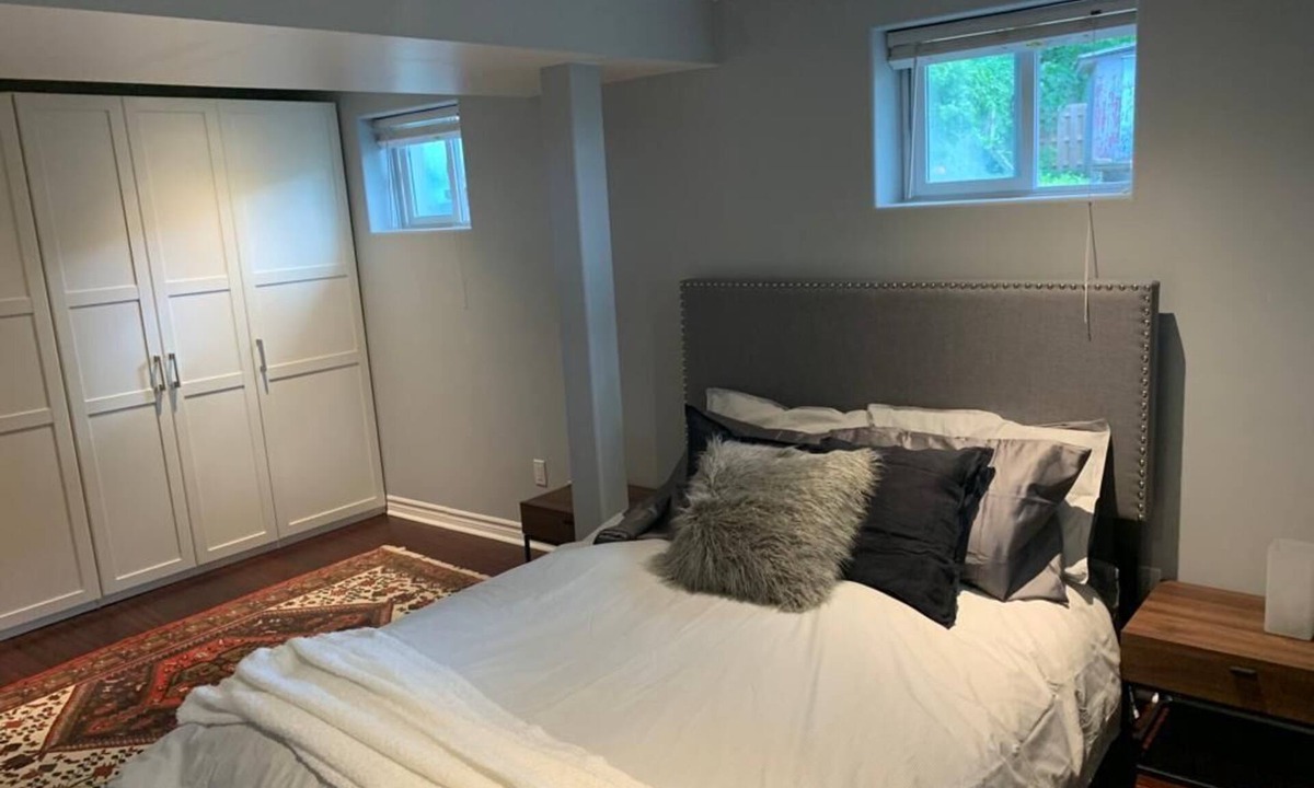 Clarence-Rockland House | Peace, Fun and Sunsets On the Ottawa River!