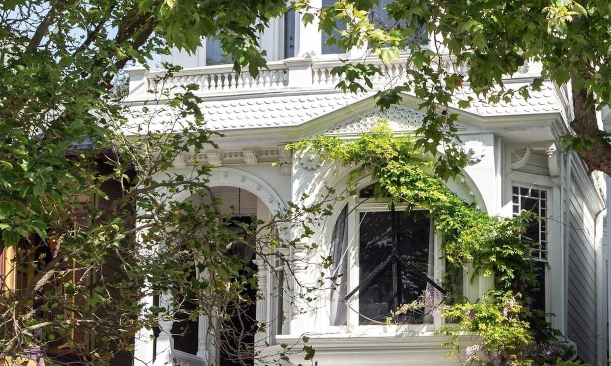 North of the Panhandle House | Peace House Grand Victorian