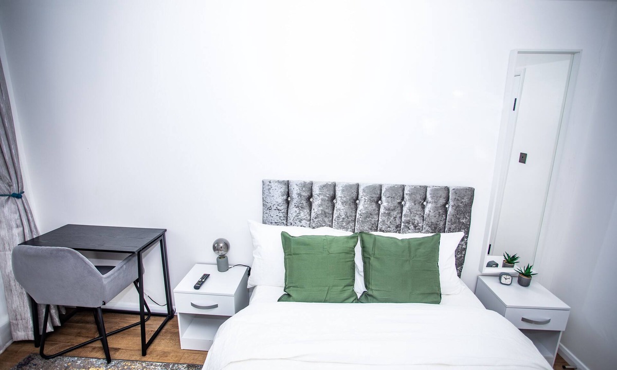 Thamesmead House | PEACE OF MIND