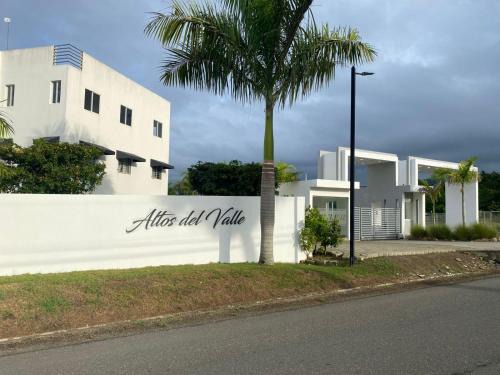 Santiago de los Caballeros Apartment | Peaceful Cottage