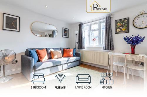 West Kensington Apartment | Peaceful 1BR Flat Steps to Tube London