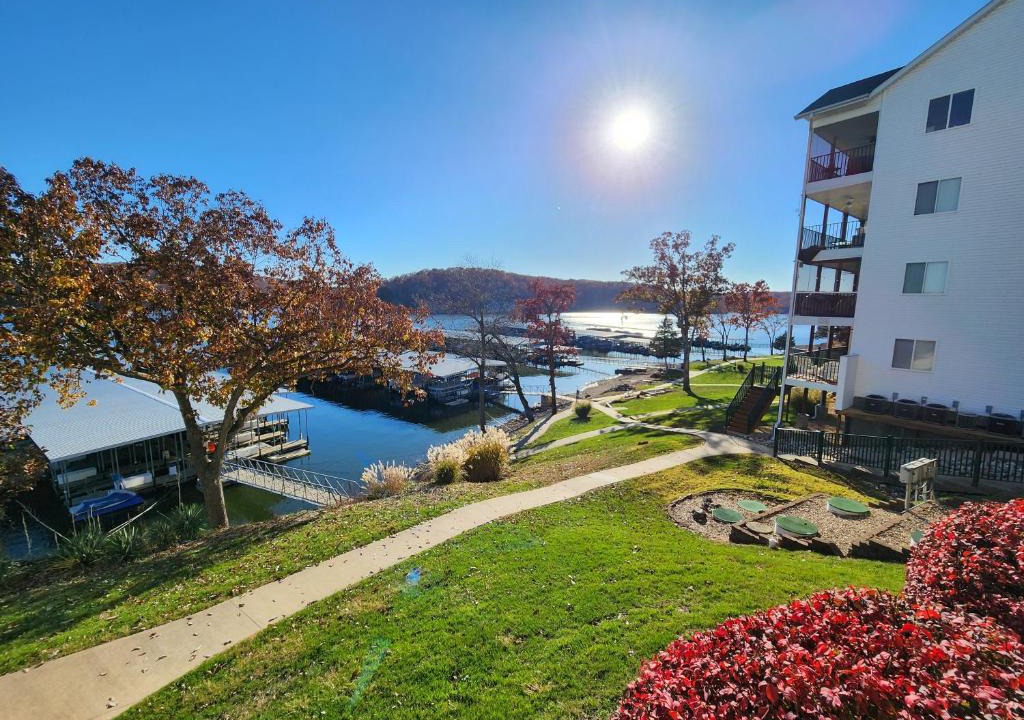 Kaiser House | Peaceful 1st floor lakeside condo minutes from Osage Beach and Ozark State Park