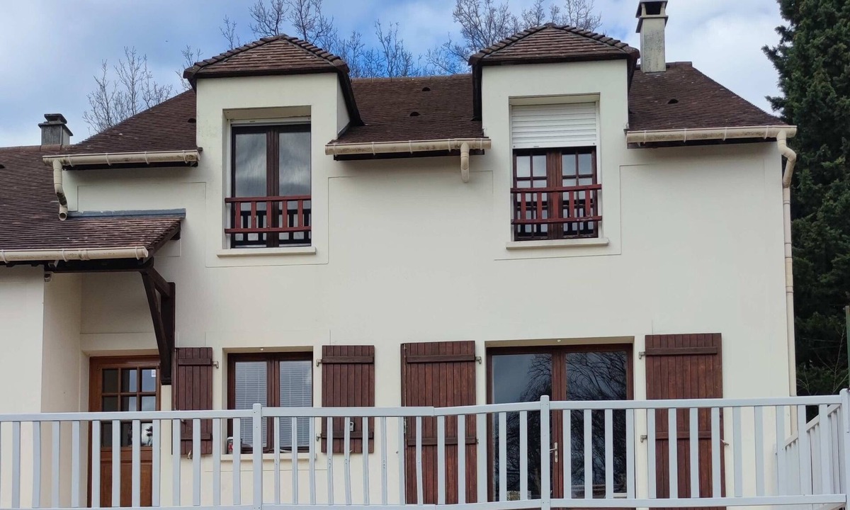 Vulaines-sur-Seine House | Peaceful 3-bedroom house in Vulaines-sur-Seine perfect for a country getaway.