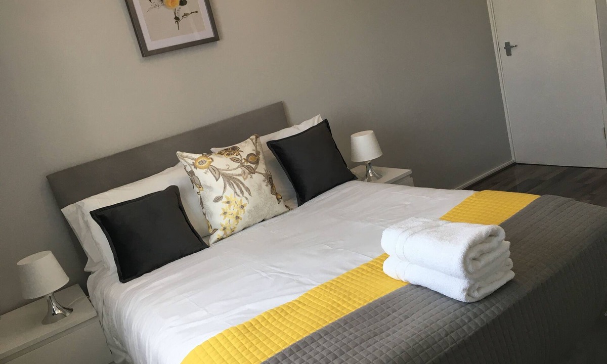 Vange House | Peaceful 3 bed House