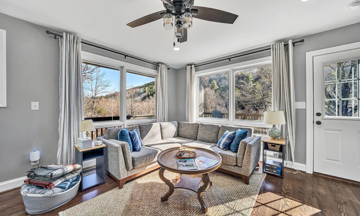 Fincastle House | Peaceful 3BR Escape With National Forest Access