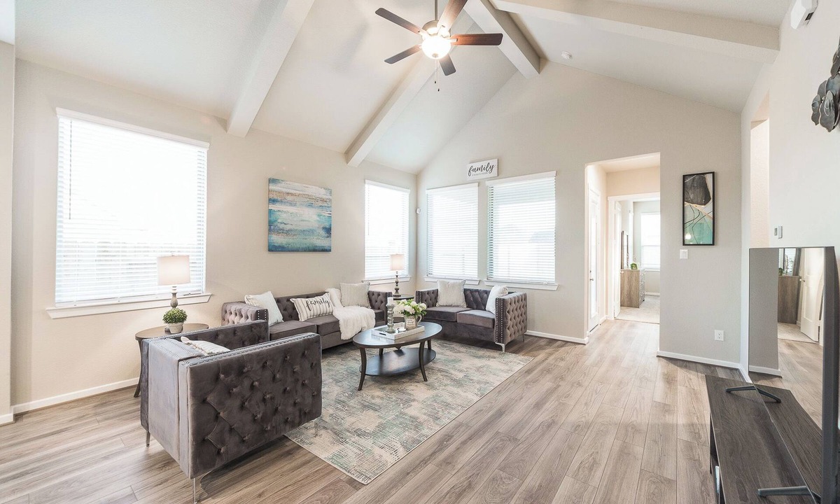 Sienna Plantation House | Peaceful 4BR Retreat｜Tranquil Patio｜Perfect for Families & Pets #40872