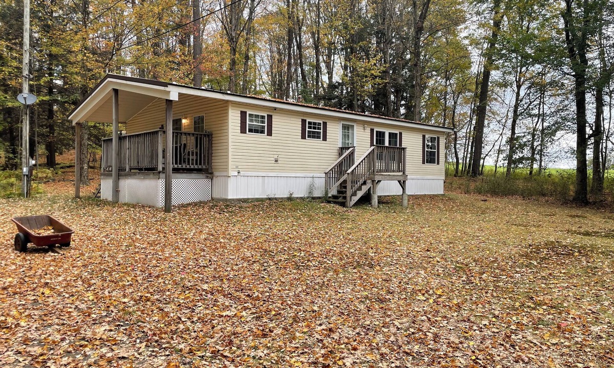 Afton House | Peaceful 5-Acre Family Retreat with a King Bed