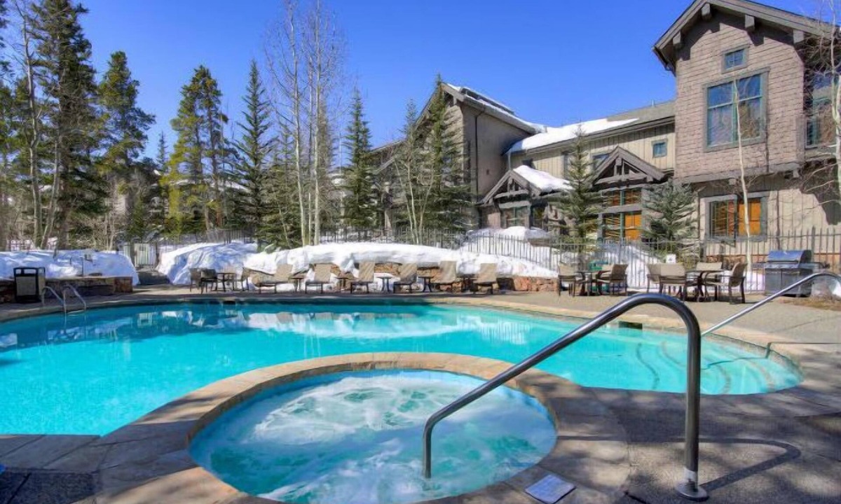 Peak 8 Condo | Peaceful and Comfortable 3 Bedroom Condo