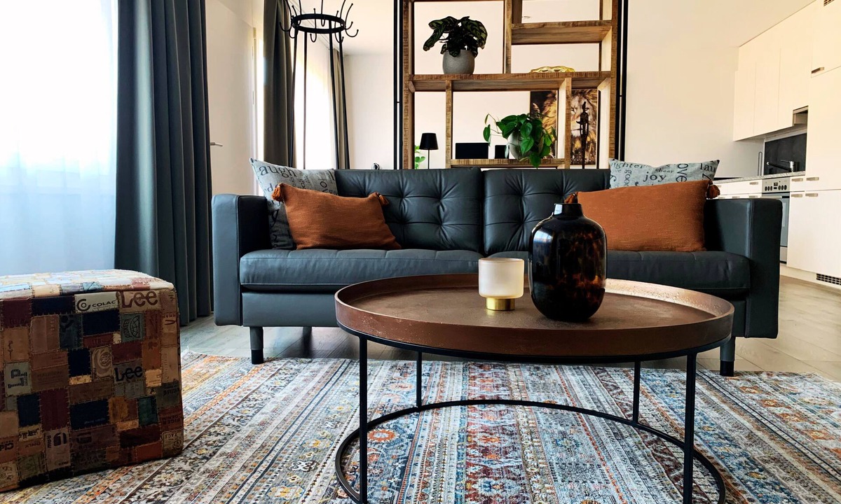 Knonau Apartment | Peaceful Apartment in a Well-Connected Area