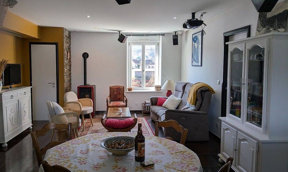 Travexin Apartment | Peaceful apartment near center - 4 guests