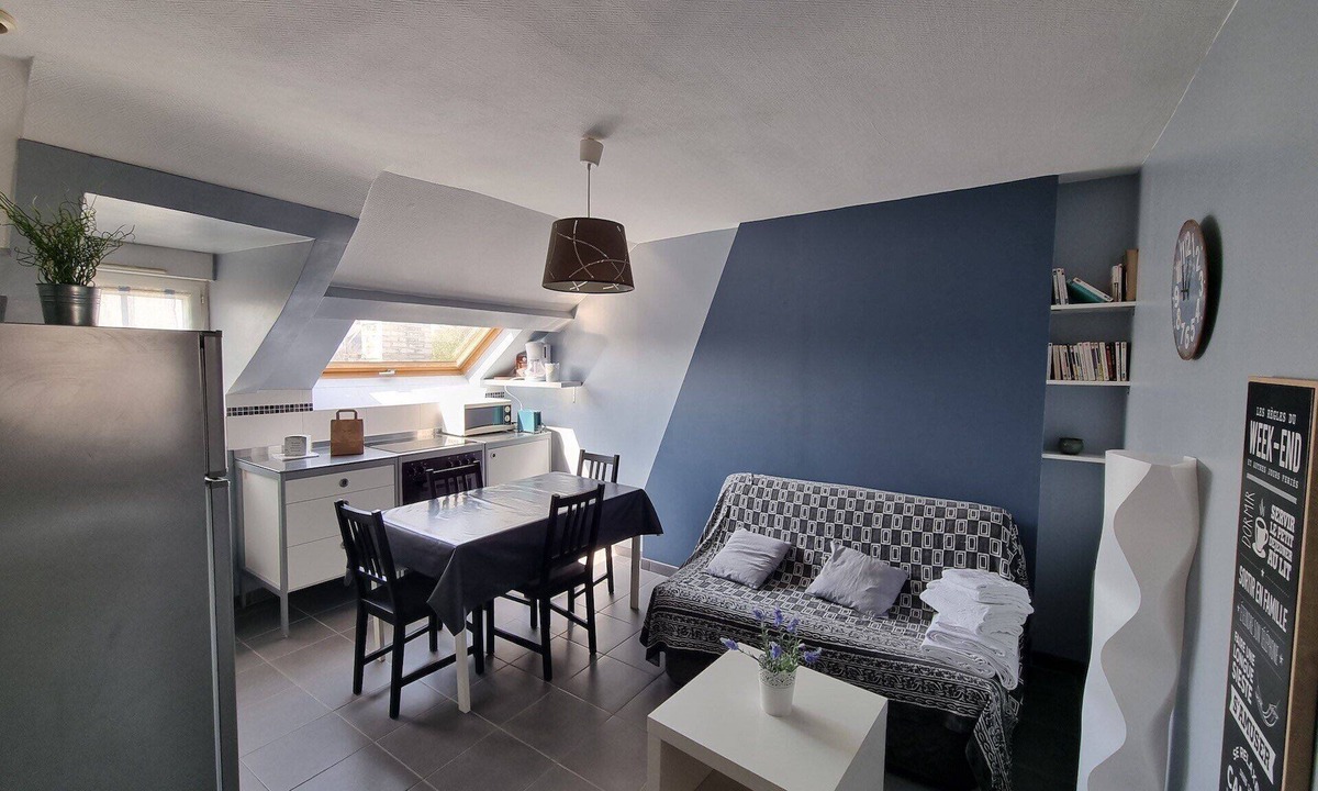 Luc-sur-Mer Apartment | Peaceful Apt At 2 Steps From The Beach