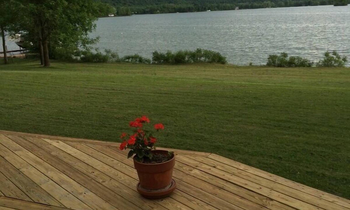 Ticonderoga House | Peaceful Beautiful View!