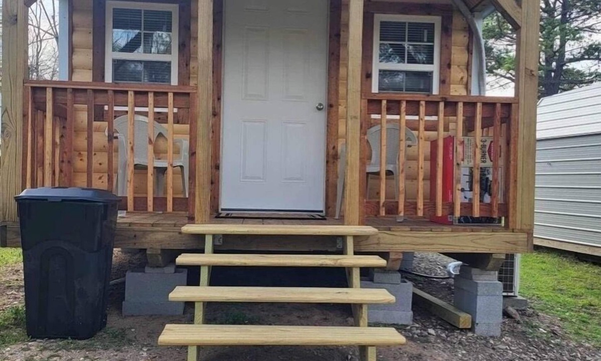 Proctor Cabin | Peaceful Cabin, fish, Illinois river, Kayak, Golfing