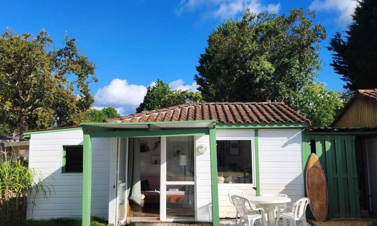 Herm Ski Chalet | Peaceful chalet set between the Atlantic Ocean and pine forests.