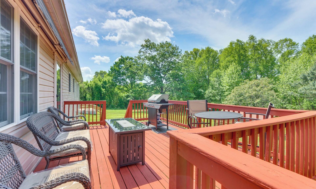 Chatham House | Peaceful Chatham Home w/Grill & Deck