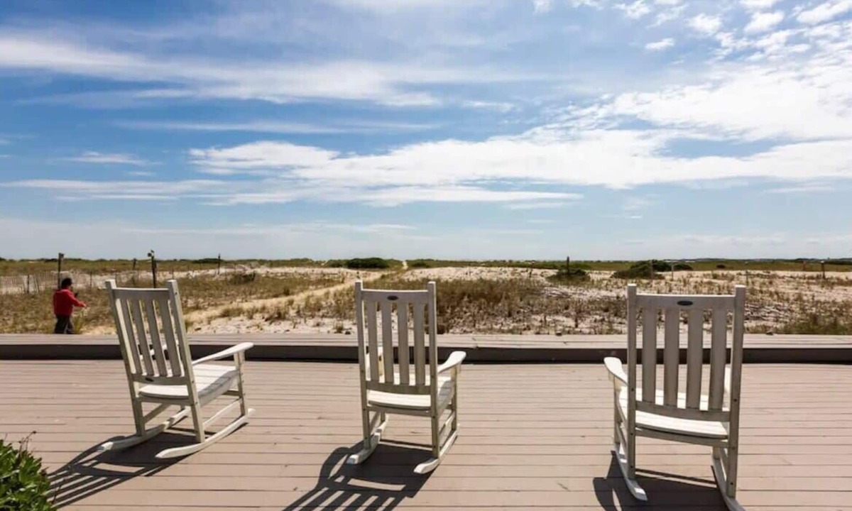 North Truro Condo | Peaceful Condo for Cozy Cape Getaway