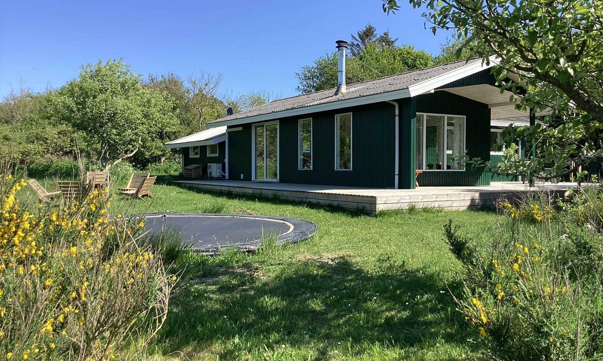 Spøttrup House | Peaceful cottage by the beach and nature