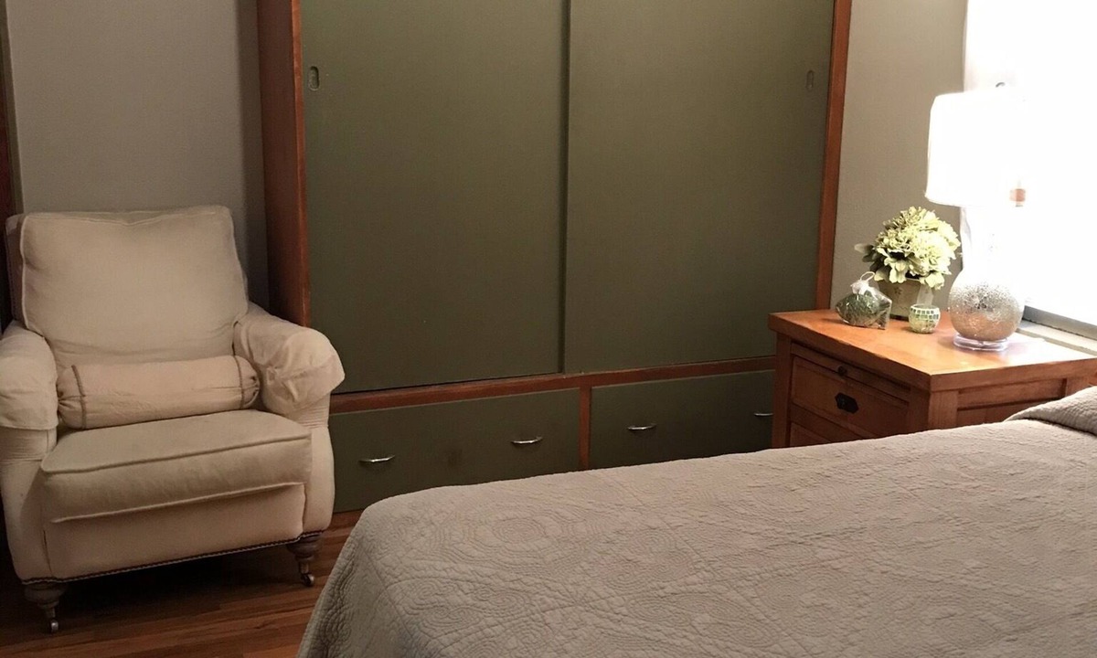 Hot Springs Cottage | Peaceful Creekside Cottage