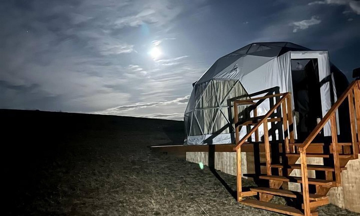 Redcliff House | Peaceful Dome on the Plains of Alberta, Perfect for a Serene Weekend to Reconnect with Nature