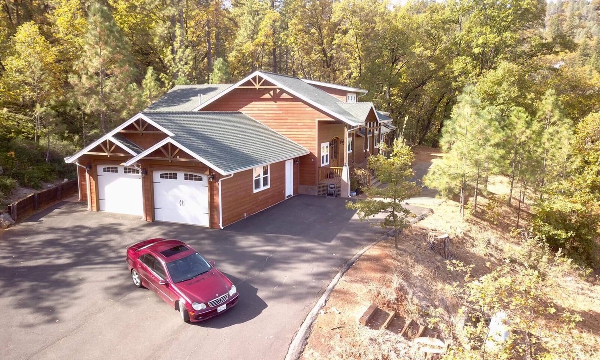 Forest Meadows House | Peaceful Elegace in the Forest