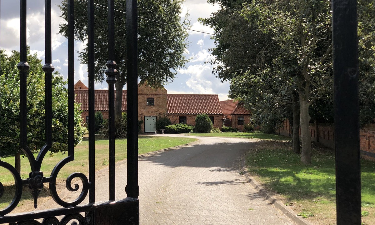 Newark Cottage | peaceful farm cottage