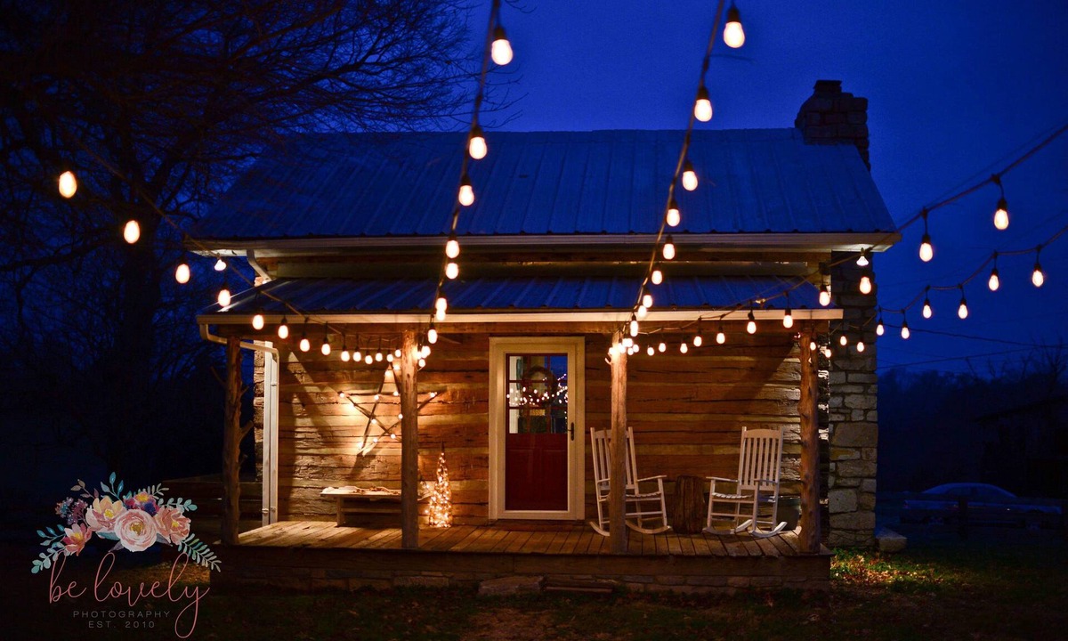 Columbia Cabin | Peaceful Farm Retreat 31 Acres Pond Fire Pit