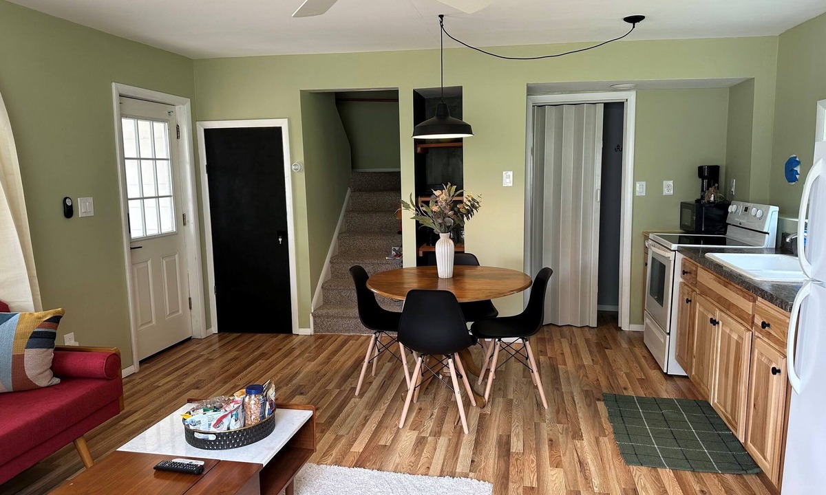 Honesdale Apartment | Peaceful Farm