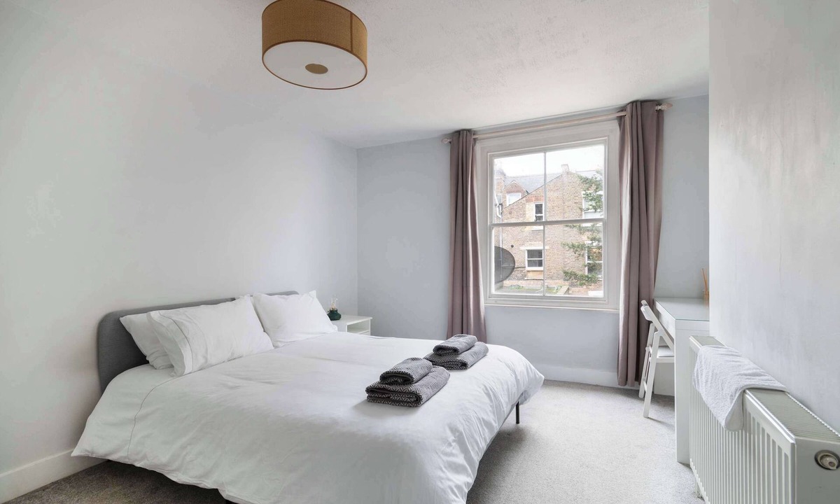 Northcote Apartment | Peaceful flat 1 minute from Clapham Junction