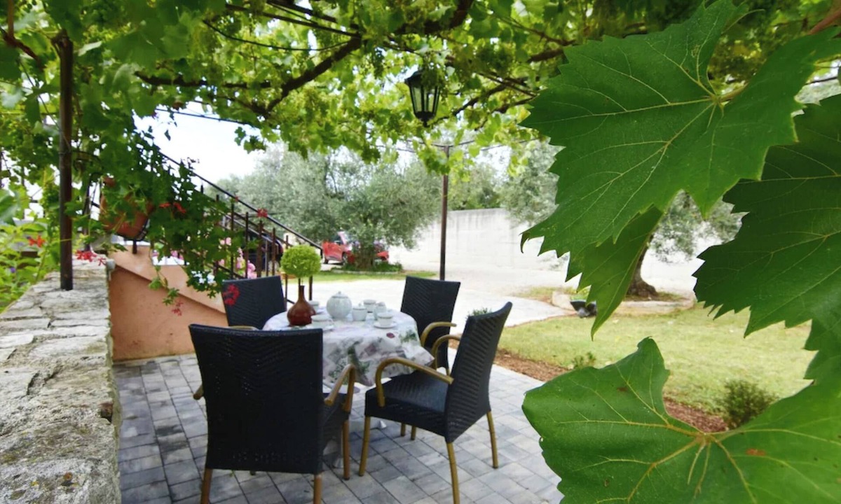 Savudrija Apartment | Peaceful flat surrounded by nature