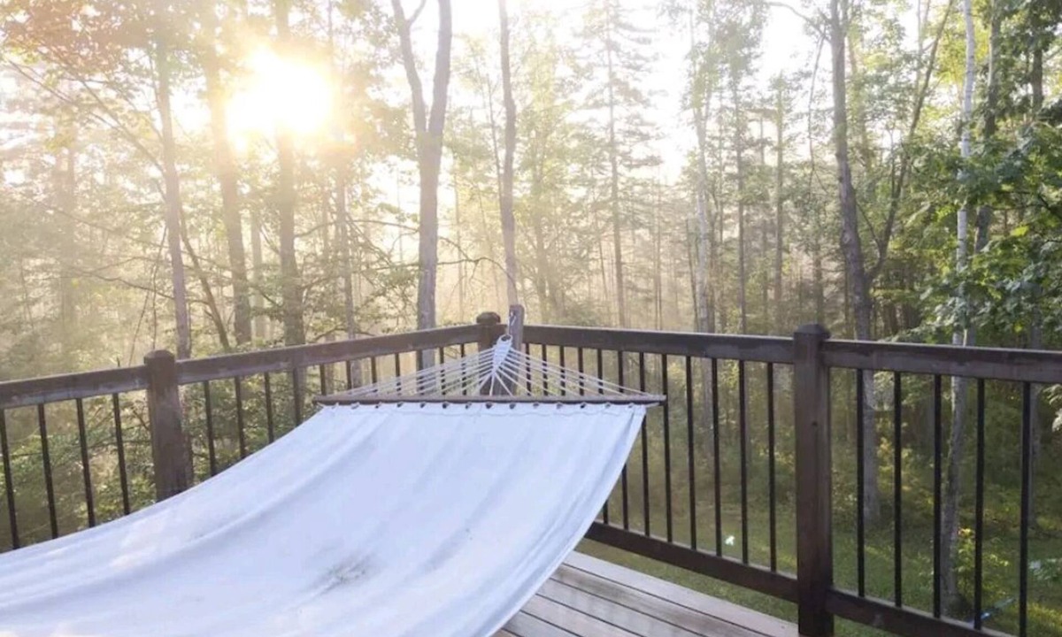 Whitefield Ski Chalet | Peaceful Forest Chalet