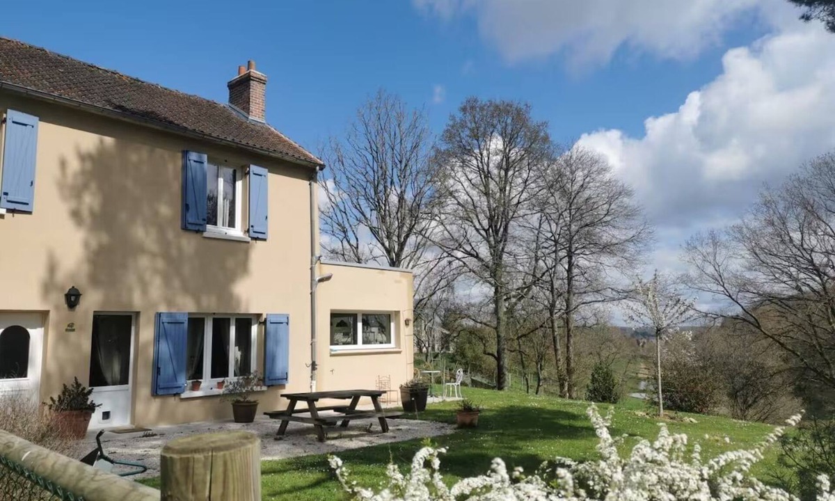 Auffargis House | Peaceful forest haven, 1 hour from Paris - ideal for families and nature lovers