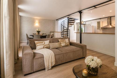 Bagnolet House | Peaceful Garden Haven near Paris